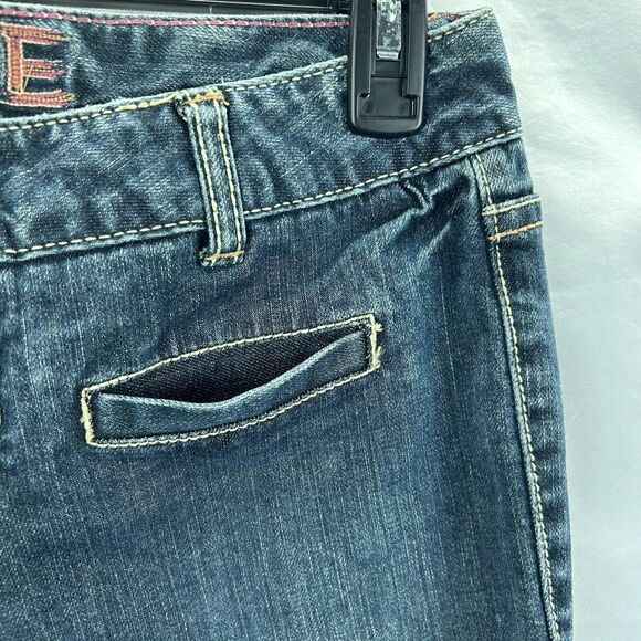 Jade Jeans Bootcut Juniors Size 7 Embroidered Logo 27 x 32 Cotton Spandex Blend - Picture 7 of 13